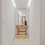 Apartamento Elegant 1br Retreat In Peaceful Grund *
