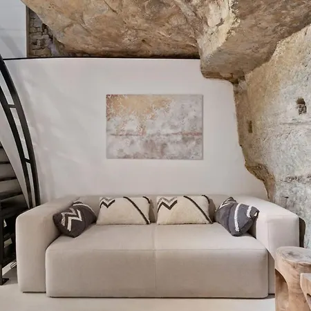 Elegant 1br Retreat In Peaceful Grund Luxembourg
