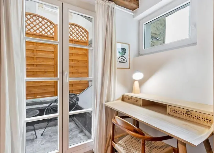 Elegant 1br Retreat In Peaceful Grund Luxembourg