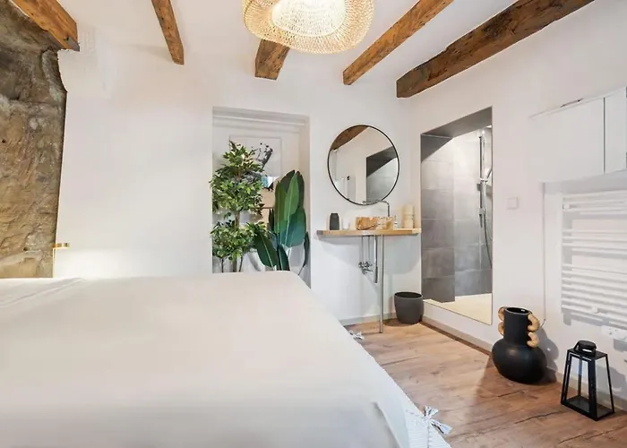 Elegant 1br Retreat In Peaceful Grund * Luxembourg