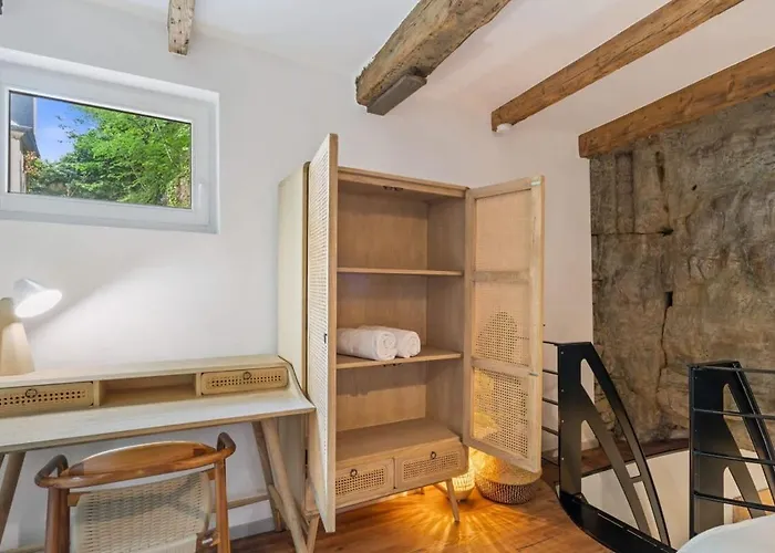 Elegant 1br Retreat In Peaceful Grund