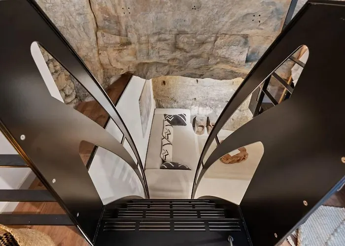 Elegant 1br Retreat In Peaceful Grund شقة لوكسمبورغ