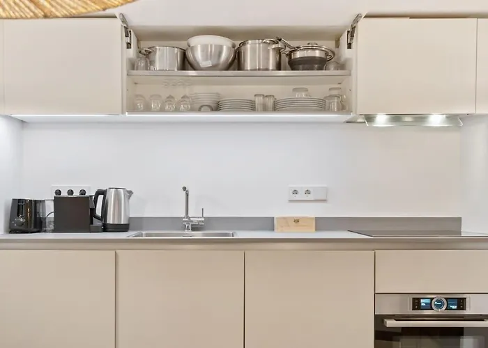 Elegant 1br Retreat In Peaceful Grund Appartement